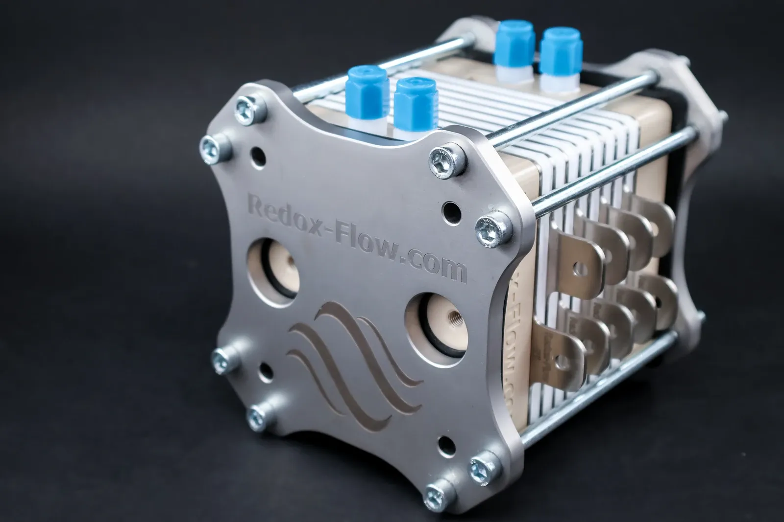 X-Stack w. FF: Thin Electrode Advanced Flow Field Stack System